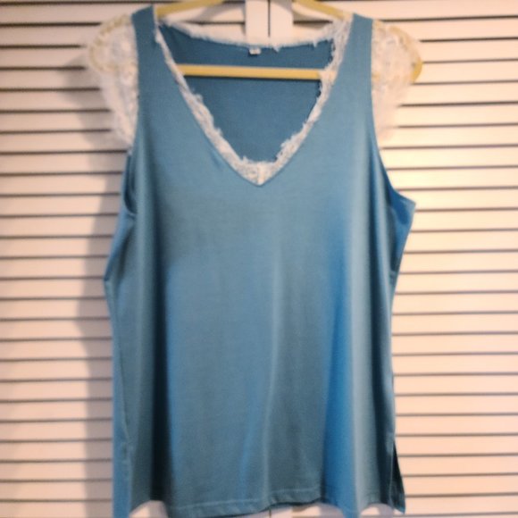 Cream Lace Edged on a Teal Tank Top- NWOT.  Large. - Picture 6 of 6